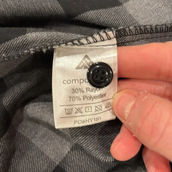 Black and Gray Men’s Plaid Button-Up Hoodie size large - Picture 10 of 10